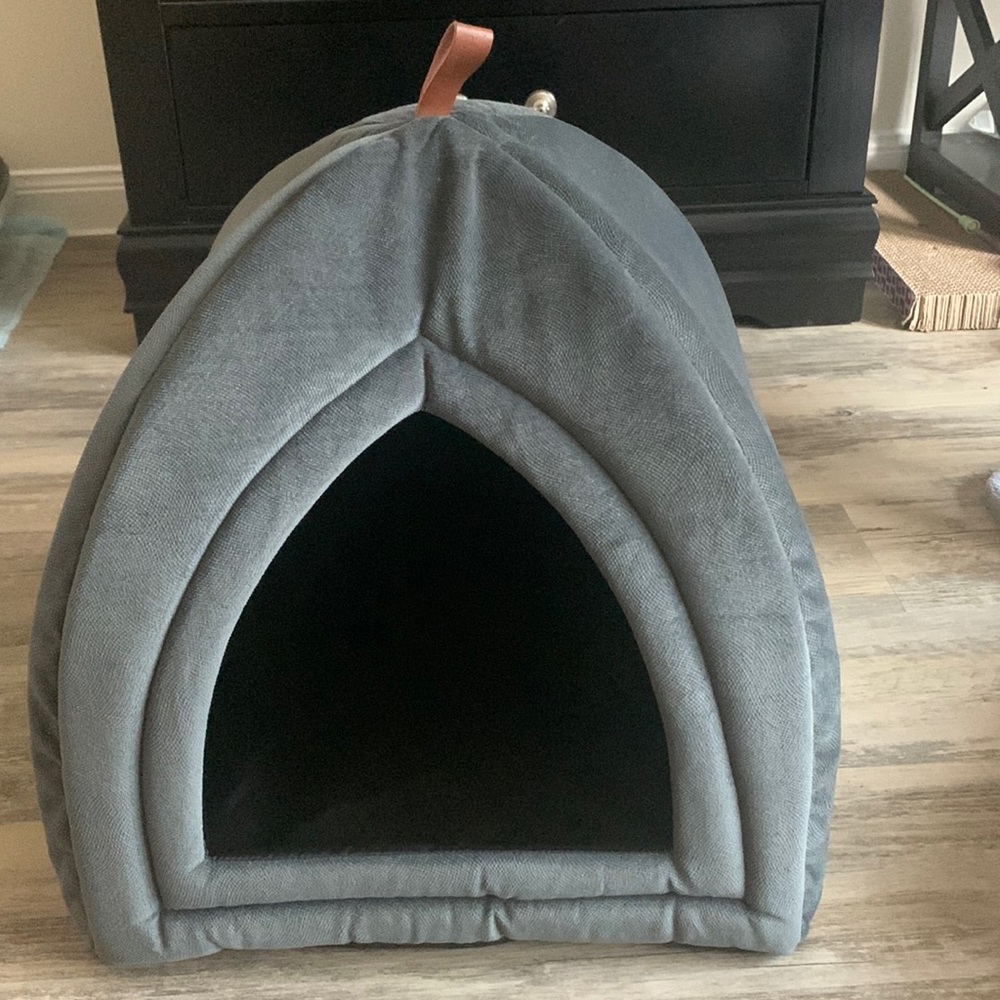 Cat bed